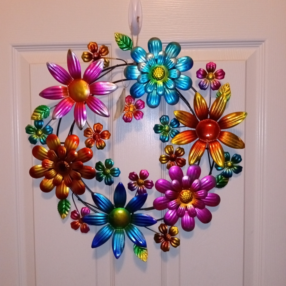 Metal Wall Art Garden Yard Decor Multi color Hot Pink Floral Wreath